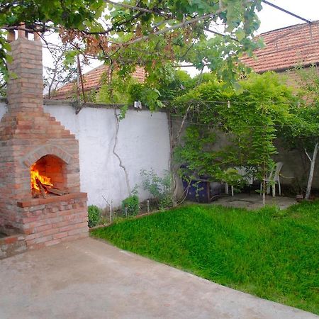 Big Three Apartments In Avlabari, Old Tbilissi Extérieur photo